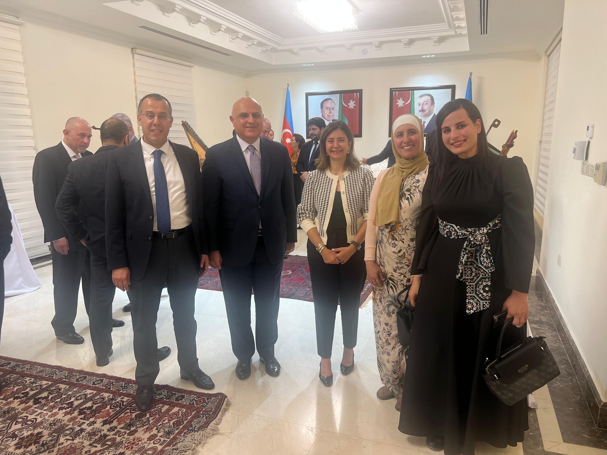 /PhotoGallery/من مشاركة عميد شؤون الطلبة ومديرة دائرة الإرشاد الطلابي في بمعرض أصداء القرون بحضور السفير الأذربيجاني.jpg